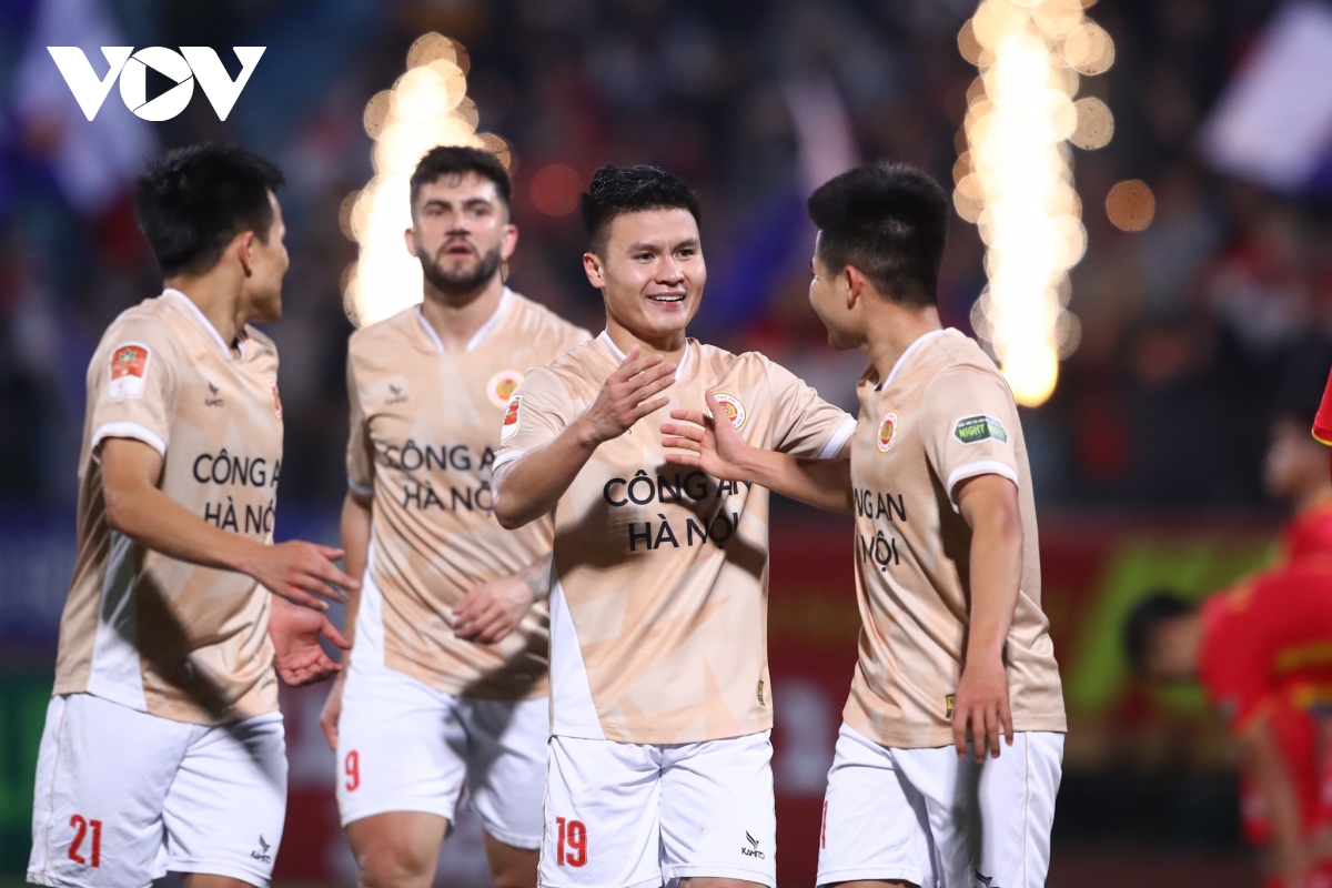 Đội hình tiêu biểu vòng 11 V-League 2023/2024: Dấu ấn CLB CAHN, HAGL có đại diện